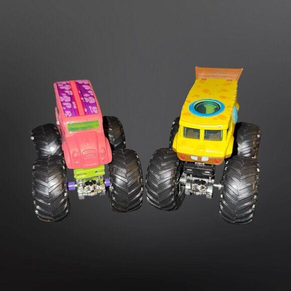 Hot Wheels Monster Jam Spongebob Squarepants & Patrick Monster Trucks 1:64 A32 - Picture 4 of 7